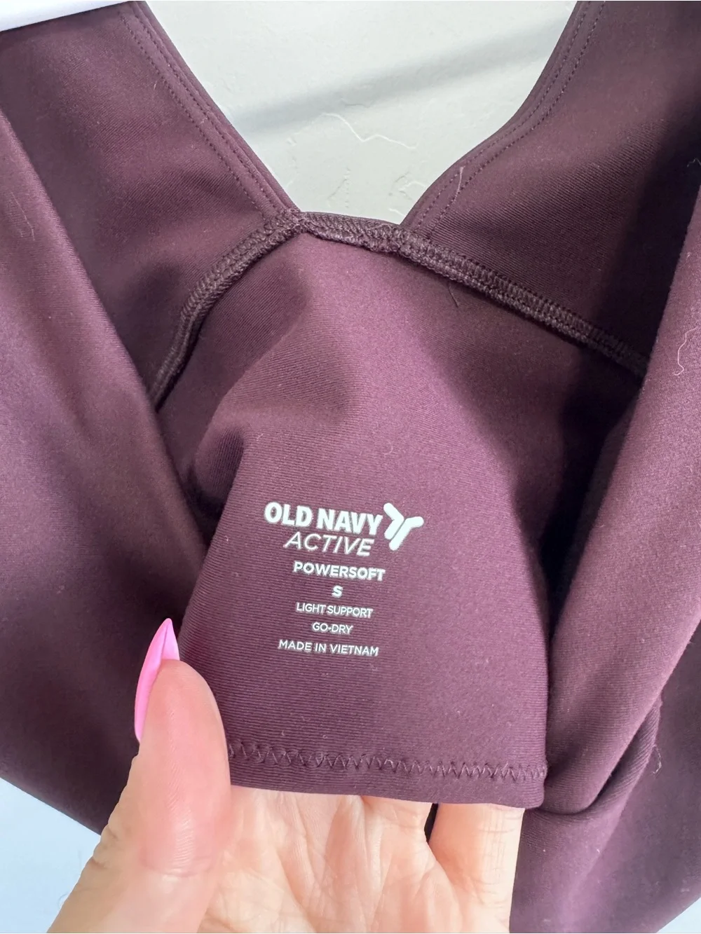 Old Navy Light Support PowerSoft Twist Longline Sports Bra Plum Small